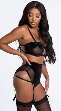 Chloe Love Affair Balconette Bra Set -Forplay Shop AL A1064 BLK 5 YANDY PS10202021 Edit