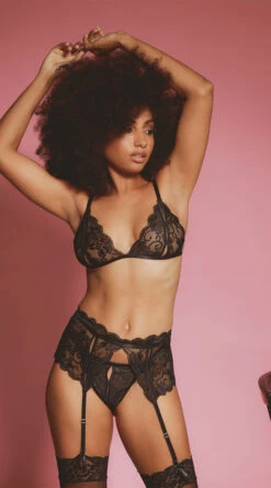 Split Decision Lace Bra Set -Forplay Shop OL 41 70029 BK ED HR 2020NOV25636