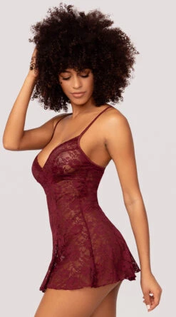 Yandy Taste Of Lace Chemise Set -Forplay Shop YDR YNDY 005 CHEMISE G STRING SET LACE BURGUNDY 14