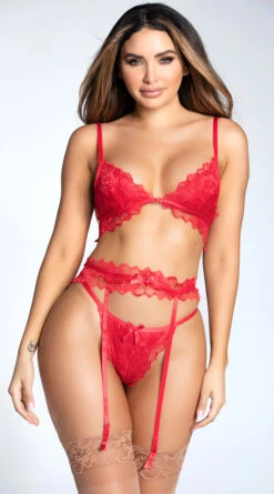 Yandy Satisfying Scallop Lace Bra Set